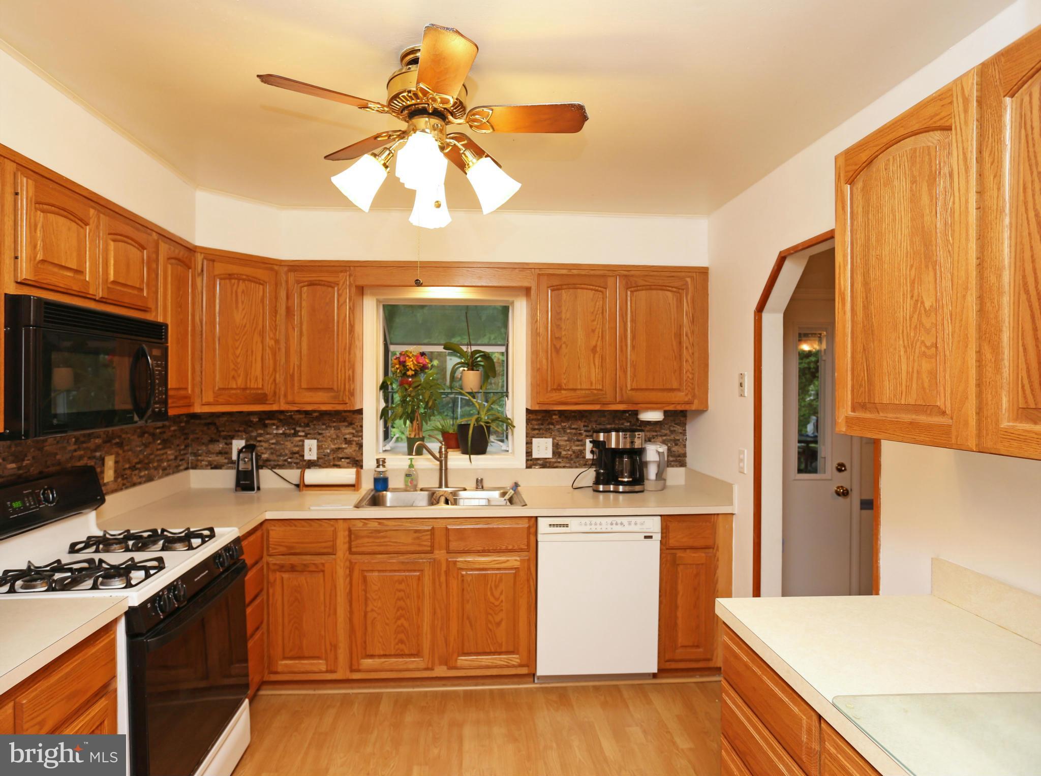 7980 Old Telegraph Road Severn, MD 21144 - Photo 10 of 30 Kitchen