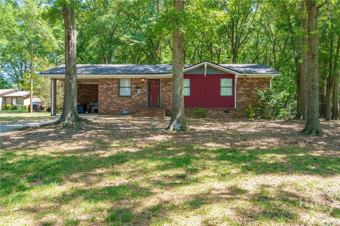 361 Wildcat Bridge Road Royston, GA 30662 - Photo 2 of 34