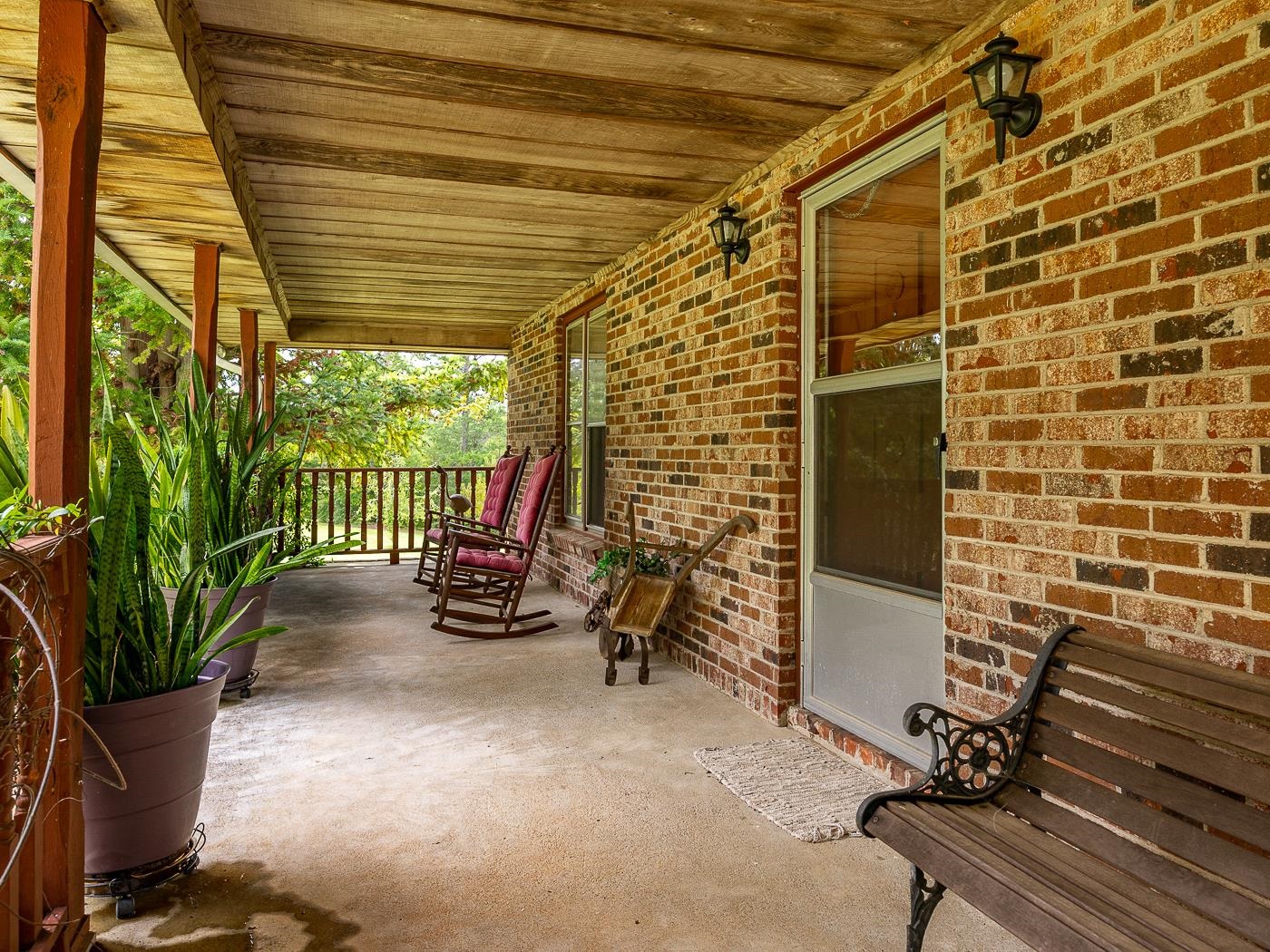 175 Rock Ridge Farm Road Campobello, SC 29322 - Photo 2 of 36