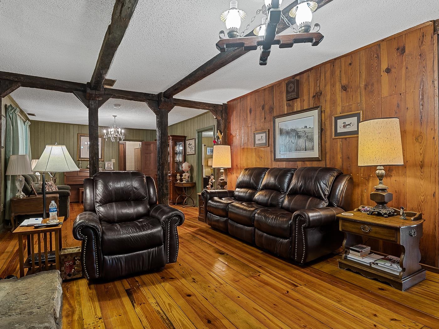 175 Rock Ridge Farm Road Campobello, SC 29322 - Photo 5 of 36