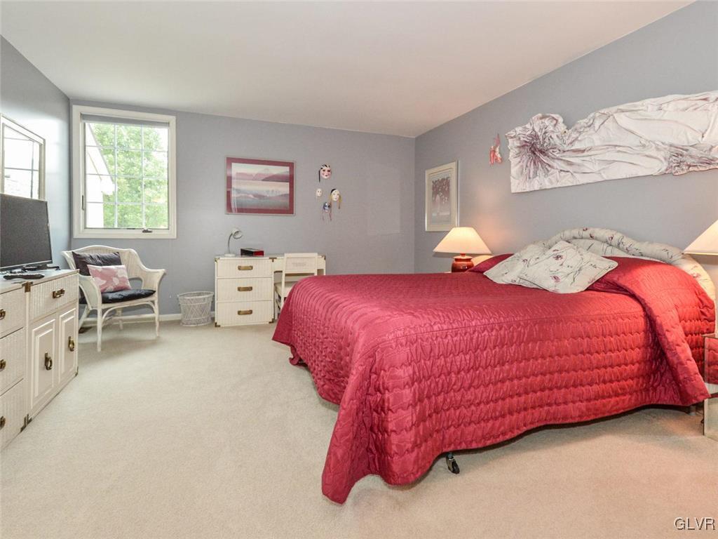 720 Dorset Road Allentown, PA 18104 - Photo 15 of 24 Gallery Image 15