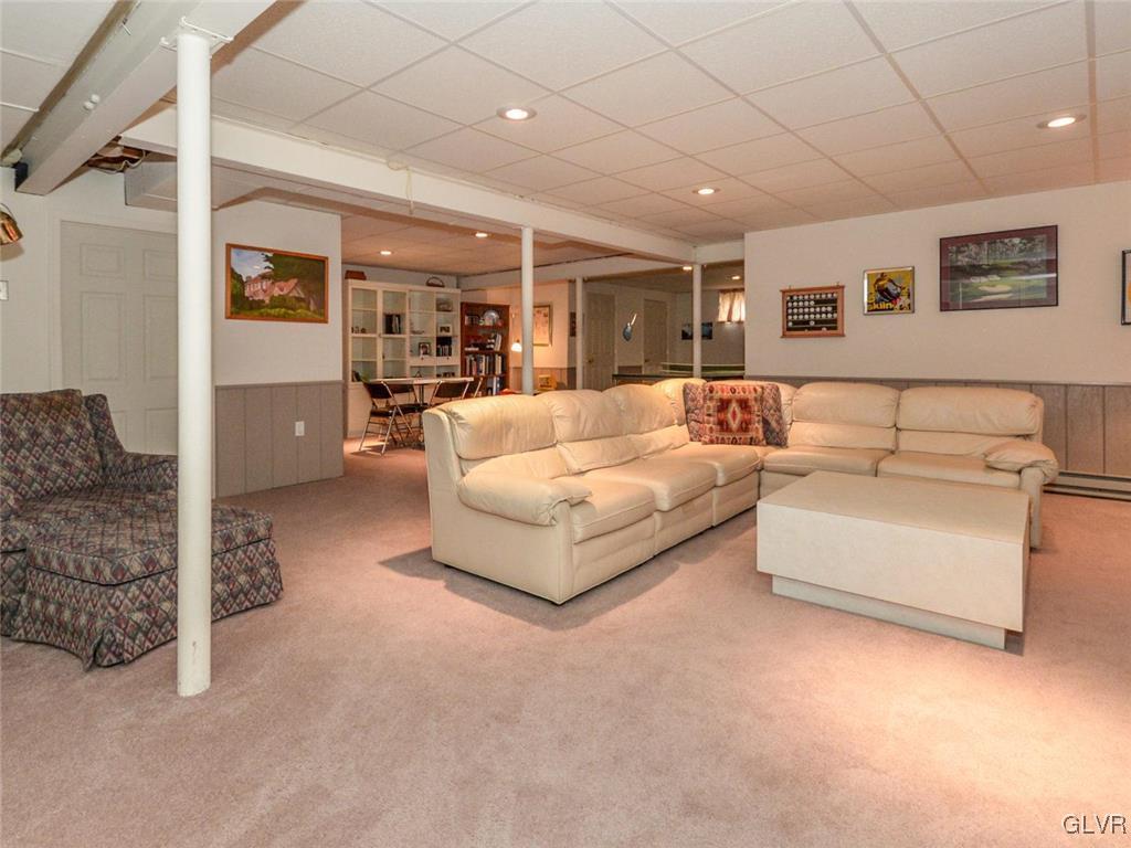 720 Dorset Road Allentown, PA 18104 - Photo 18 of 24 Gallery Image 18