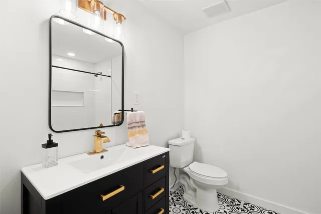 $1,490,000 | 7507 Downridge Drive, Austin, TX 78731