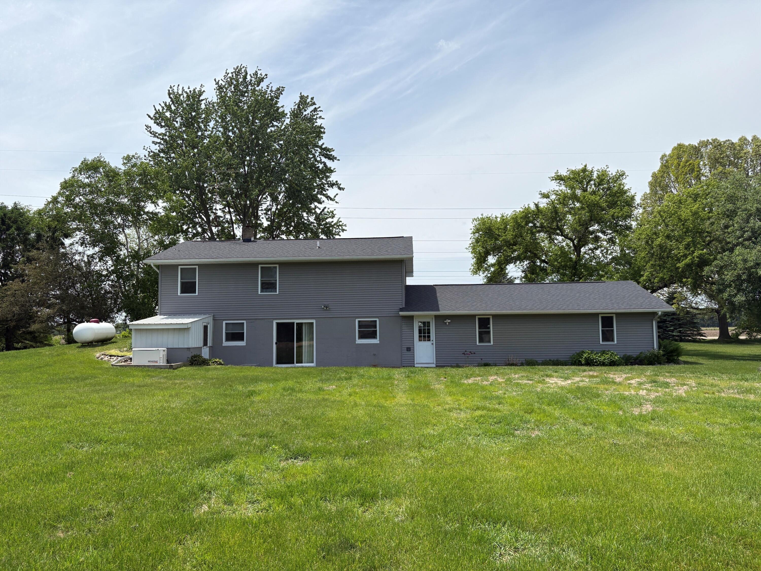 653 7th Street Plainwell, MI 49080 - Photo 16 of 38 16