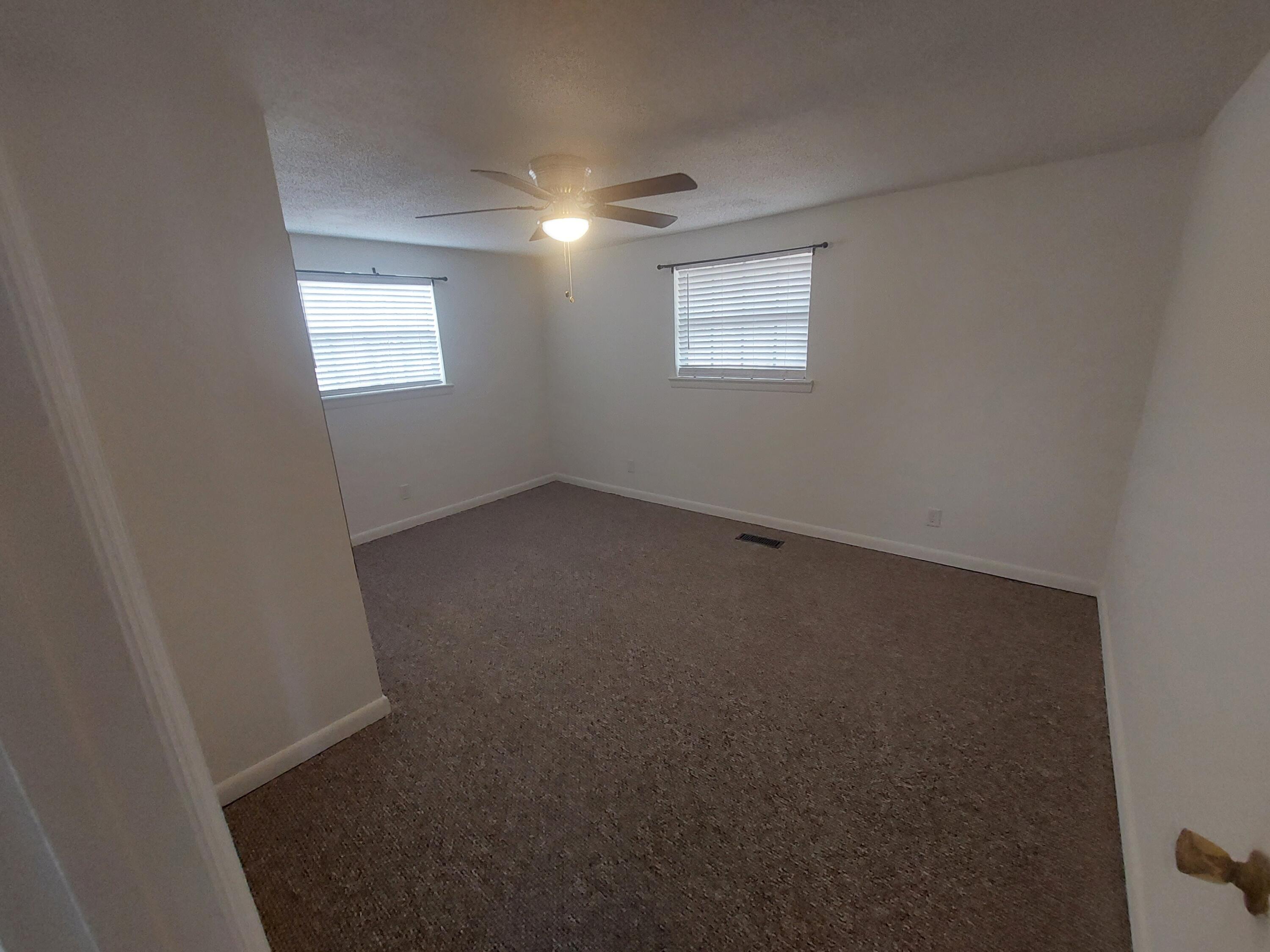 413 Isbill Road Chattanooga, TN 37419 - Photo 24 of 51 20230220_152747