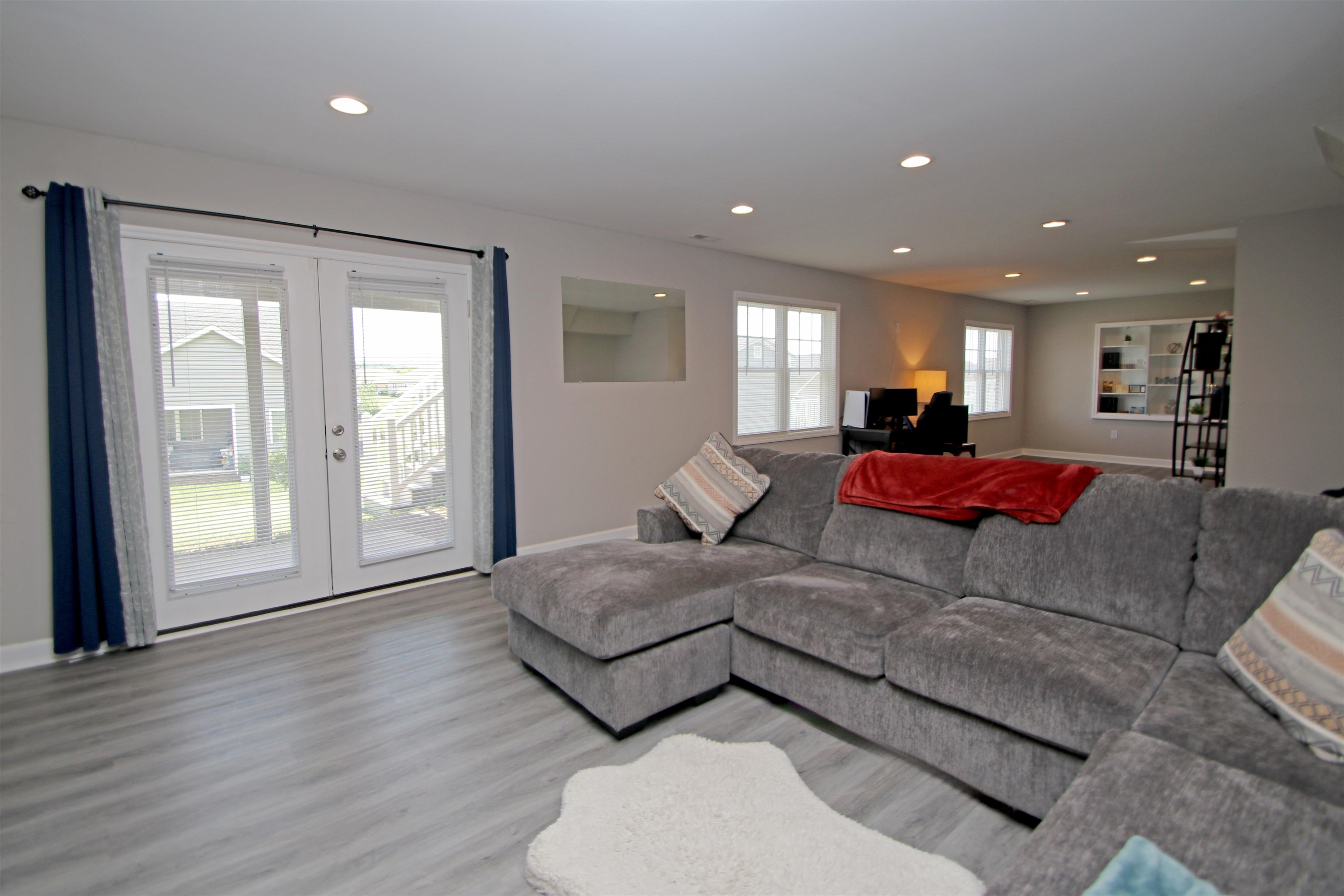 224 Spring Run Lane Waynesboro, VA 22980 - Photo 37 of 52 a living room with furniture and a large window
