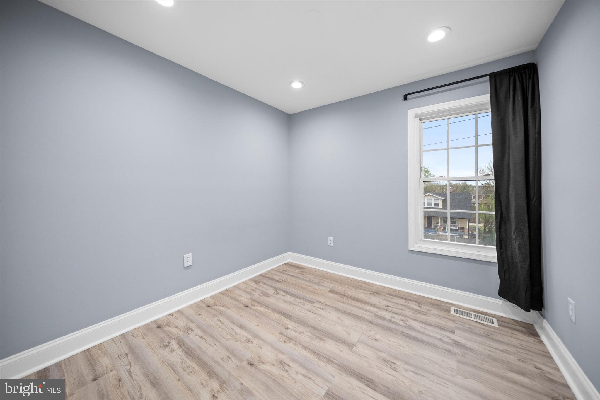 967 South Rolfe Street, Unit 2 Arlington, VA 22204 - Photo 16 of 21