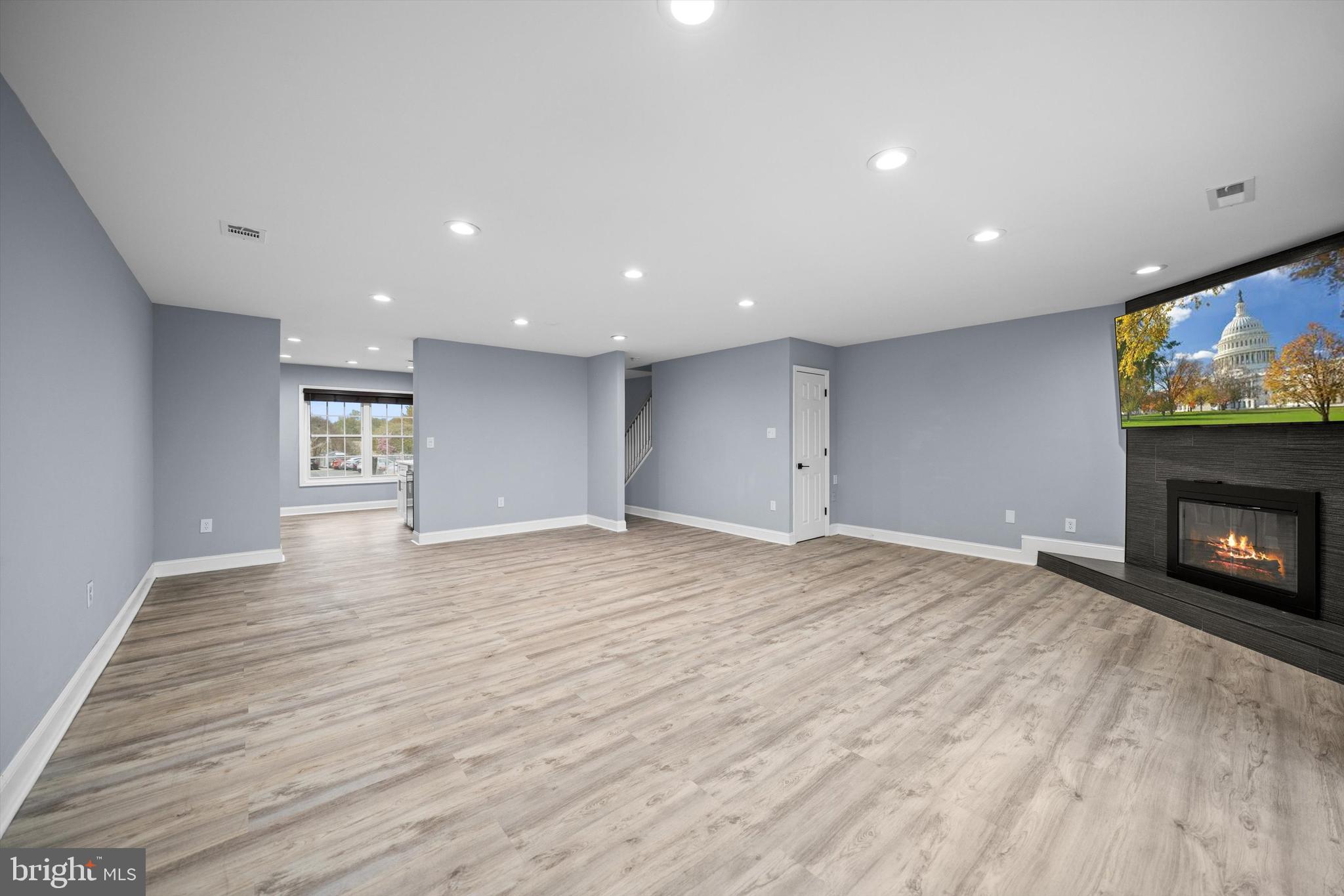 967 South Rolfe Street, Unit 2 Arlington, VA 22204 - Photo 6 of 21