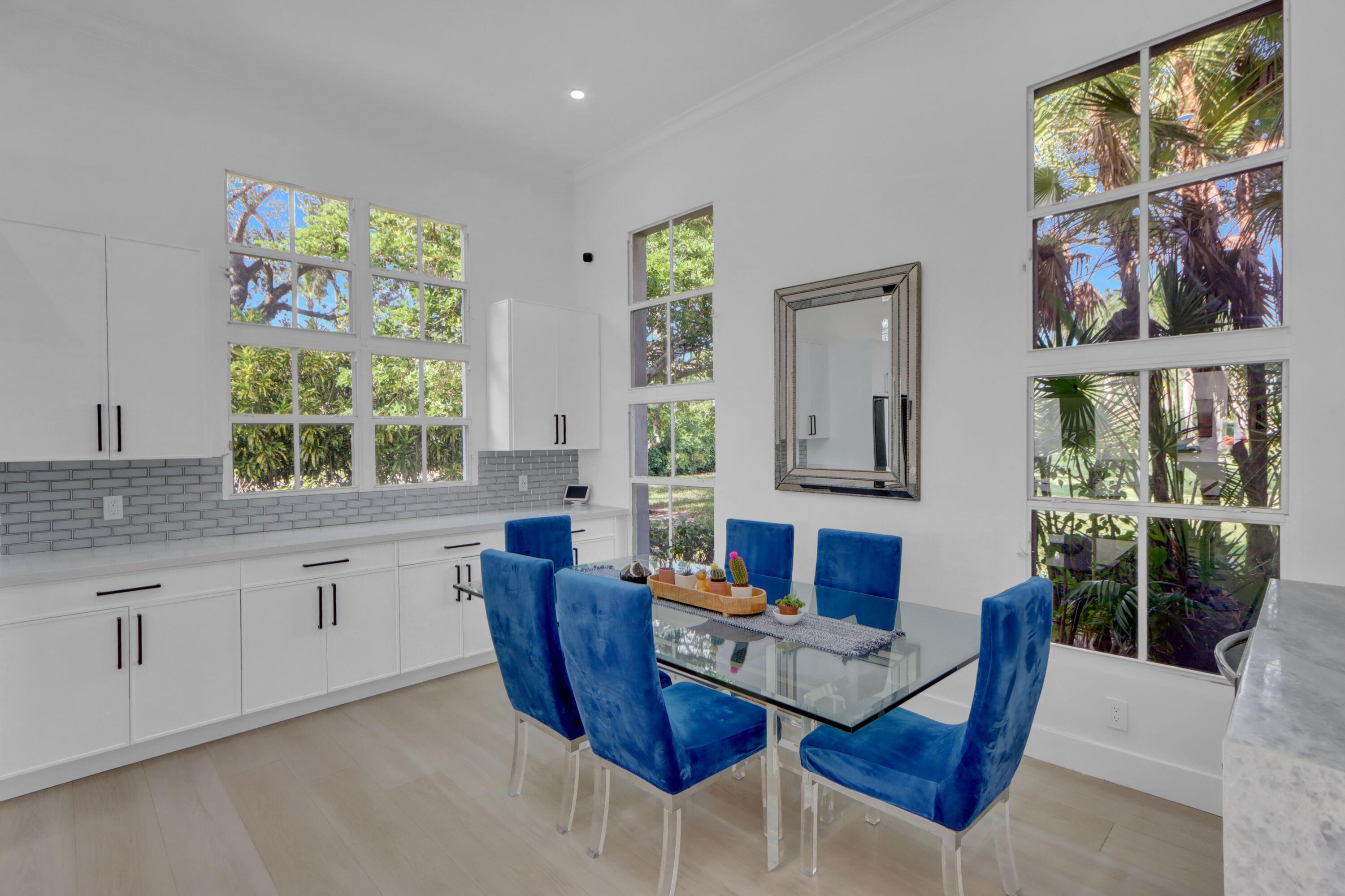 5885 Northwest 40th Terrace Boca Raton, FL 33496 - Photo 10 of 37 Dining Area - 1