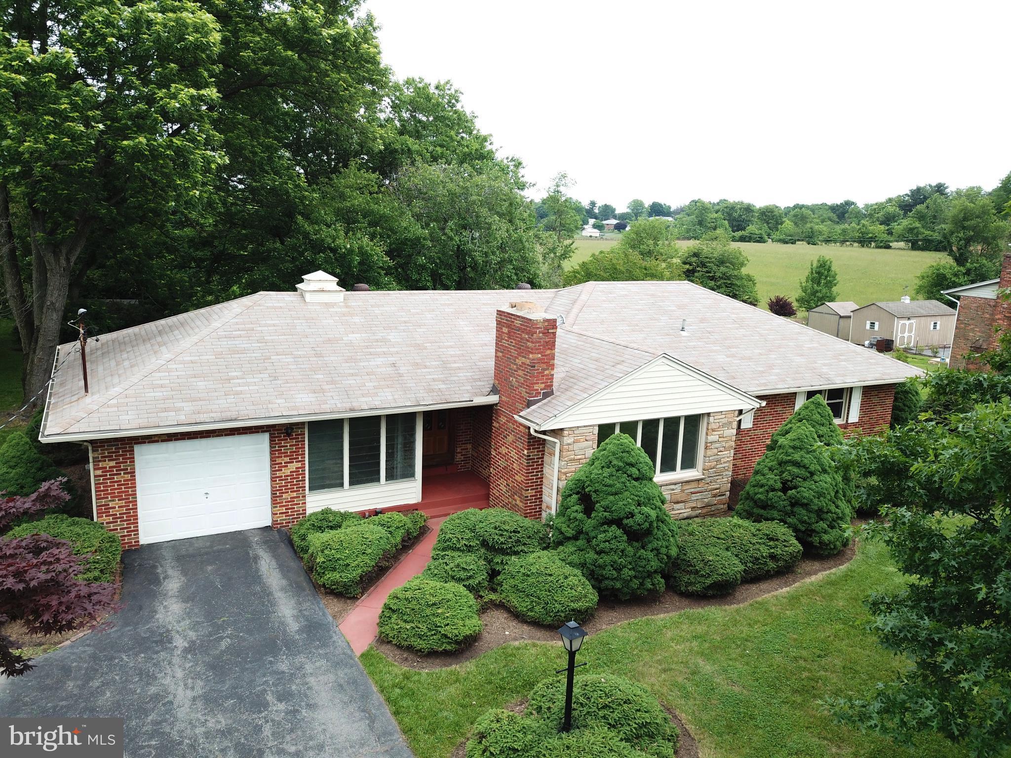 27315 Ridge Road Damascus, MD 20872 - Photo 1 of 28 Exterior (Front)