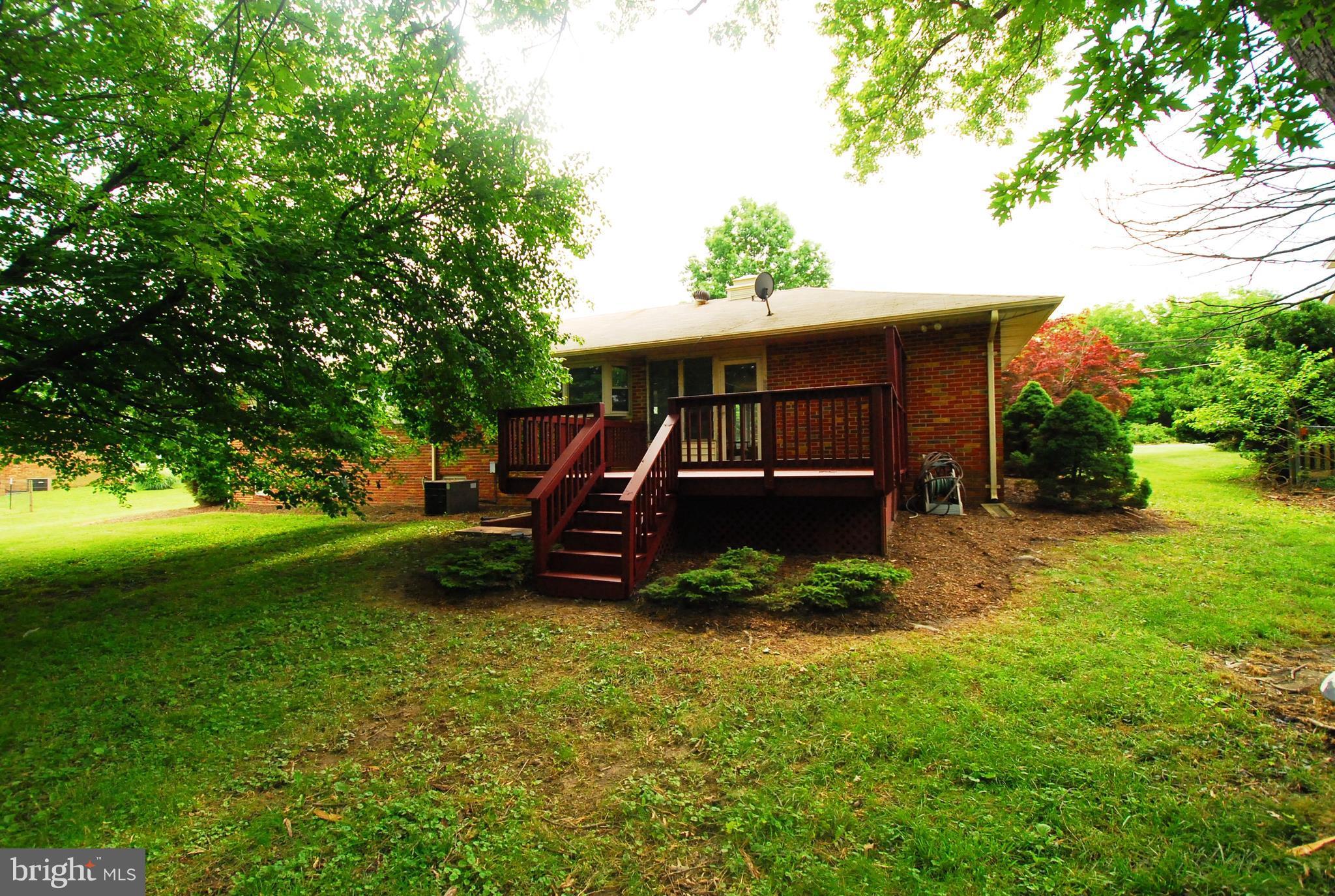 27315 Ridge Road Damascus, MD 20872 - Photo 8 of 28 Exterior (Rear)