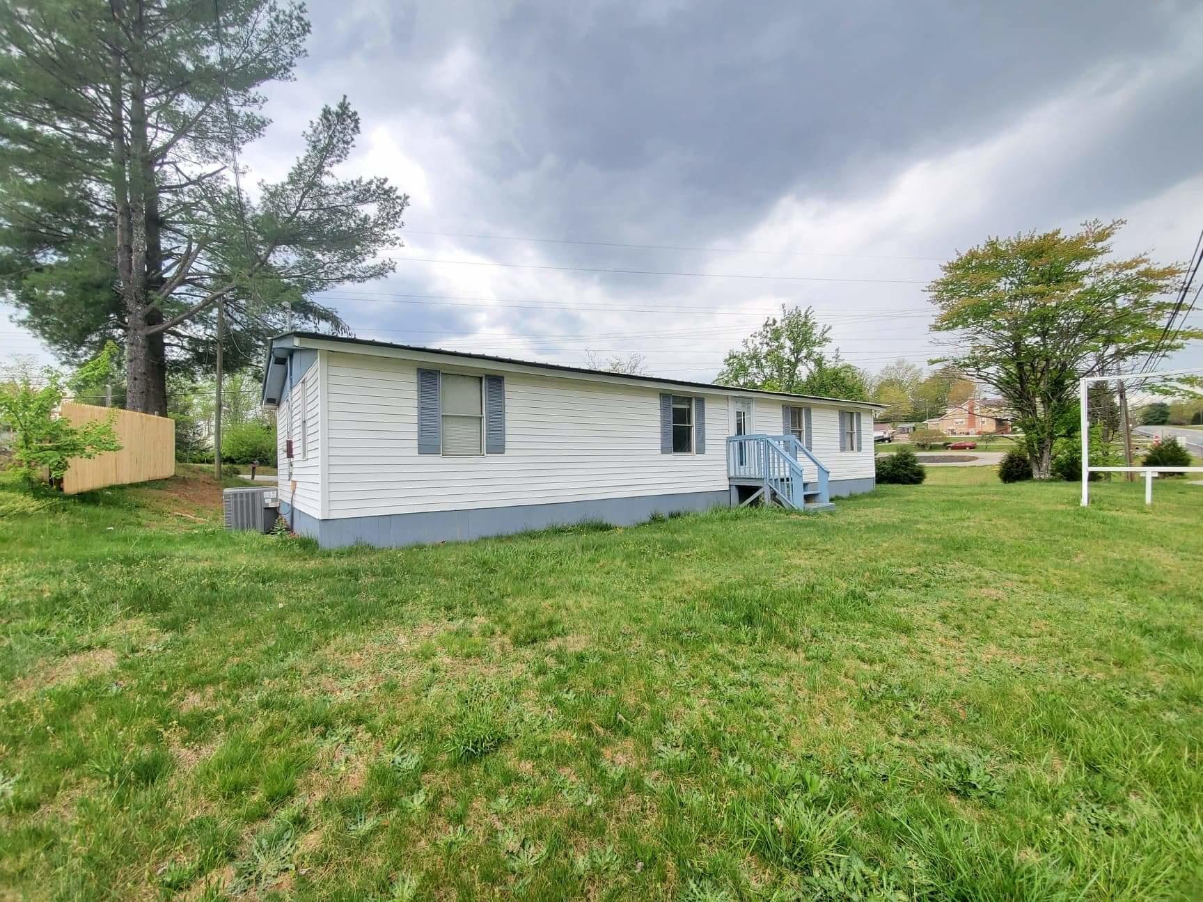 37 Horsley Road Bassett, VA 24055 - Photo 1 of 16 received_458681541915642