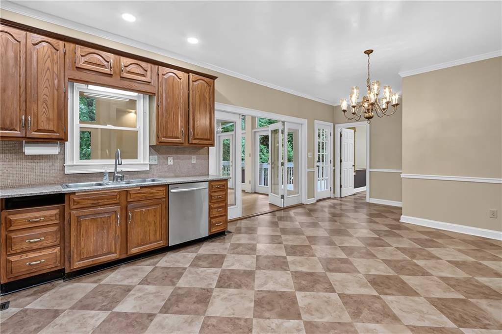 708 Robert Way Powder Springs, GA 30127 - Photo 15 of 56