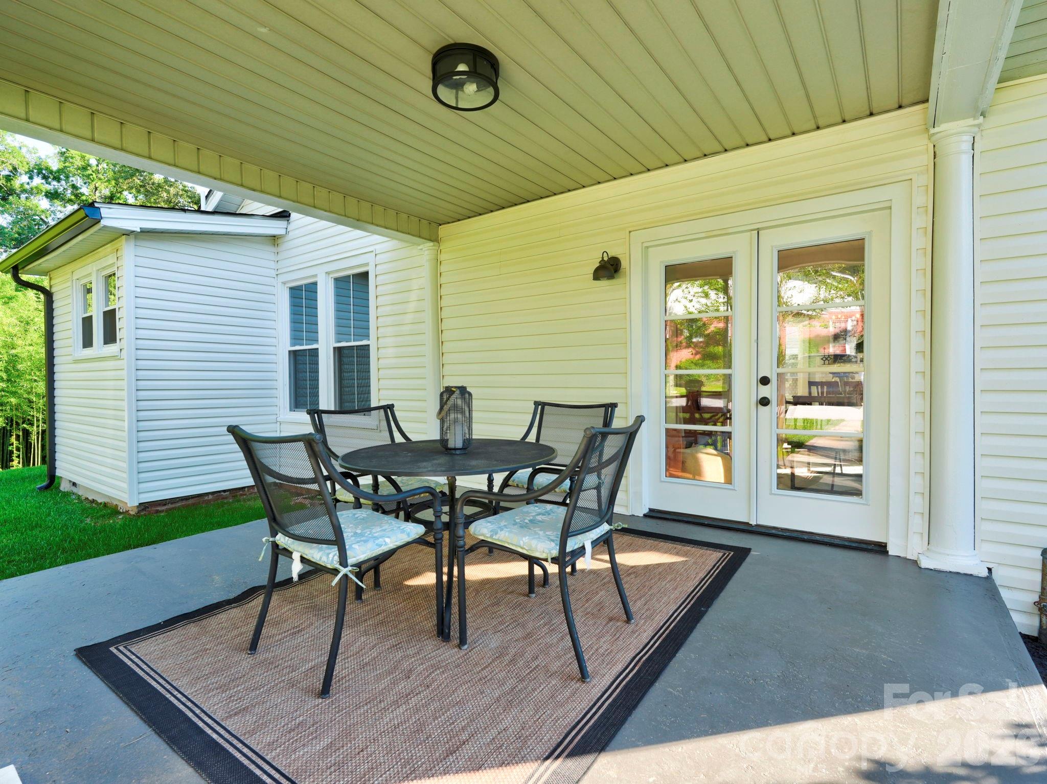 152 West End Street Chester, SC 29706 - Photo 5 of 41