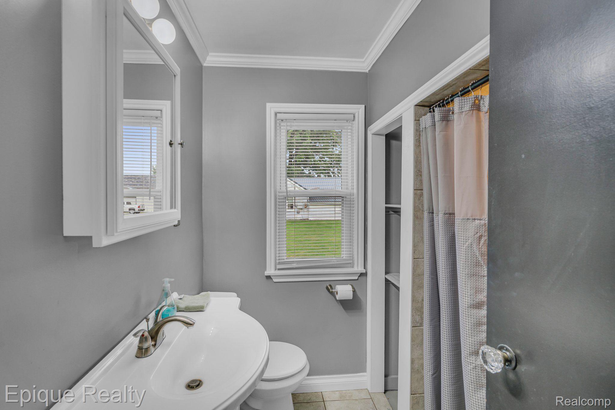 1024 Capac Road Allenton, MI 48002 - Photo 11 of 26 Gallery Image 11