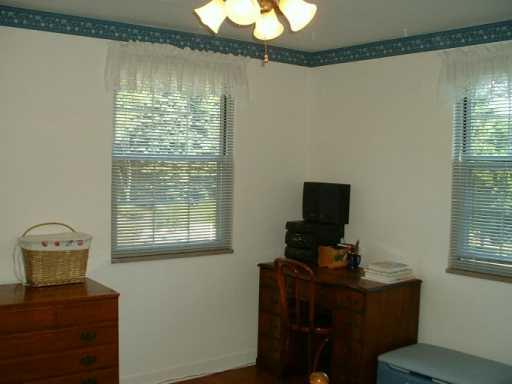 2418 Collins Road Churchill, PA 15235 - Photo 6 of 8 Other.