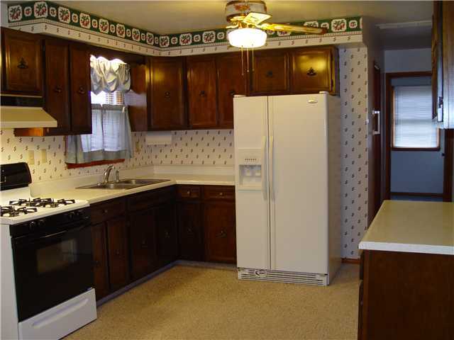 4259 Charlotte Road Obetz, OH 43207 - Photo 4 of 15