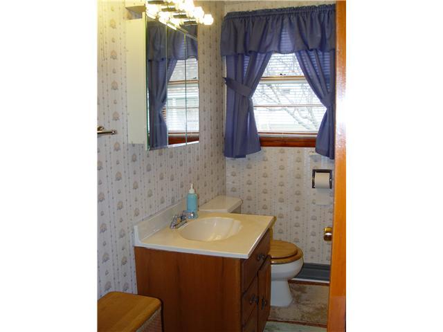 4259 Charlotte Road Obetz, OH 43207 - Photo 7 of 15