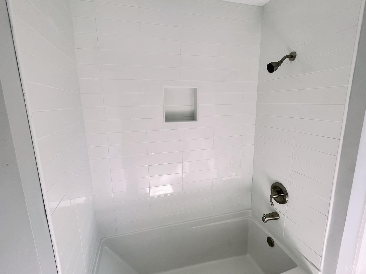 288 Lynbrook Road Rustburg, VA 24588 - Photo 12 of 34 a bathroom with a shower
