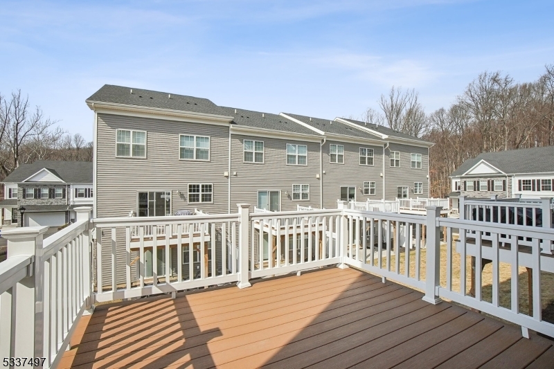 10 Cecala Road Morris Plains, NJ 07950 - Photo 21 of 25