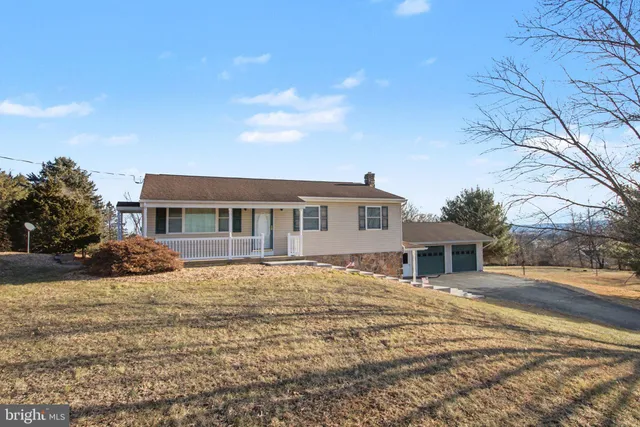 $299,900 | 60 Blacksnake Road, Duncannon, PA 17020