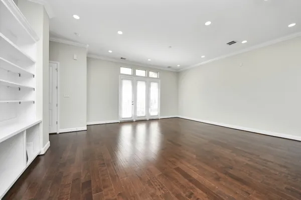 $2,900 | 1716 Stuart Street, Houston, TX 77004