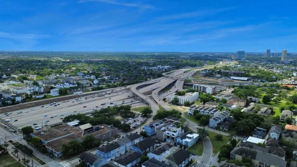 $2,900 | 1716 Stuart Street, Houston, TX 77004
