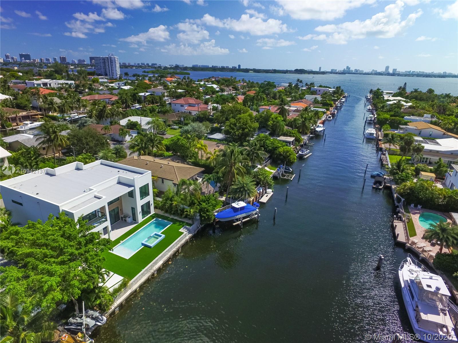 Sans Souci North Miami, FL 33181 - Photo 38 of 40