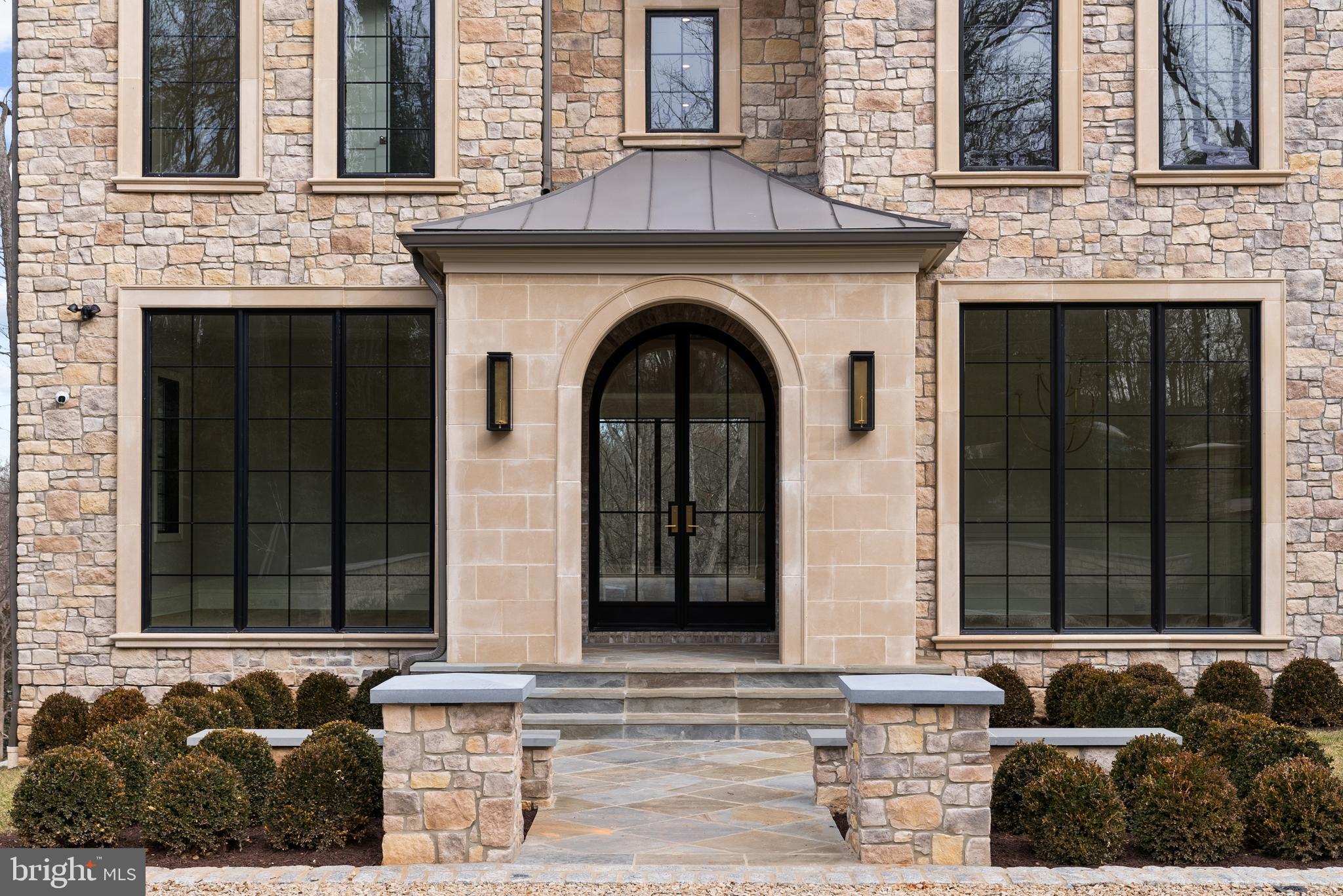 8634 Overlook Road McLean, VA 22102 - Photo 71 of 76 Front portico with gas lanterns