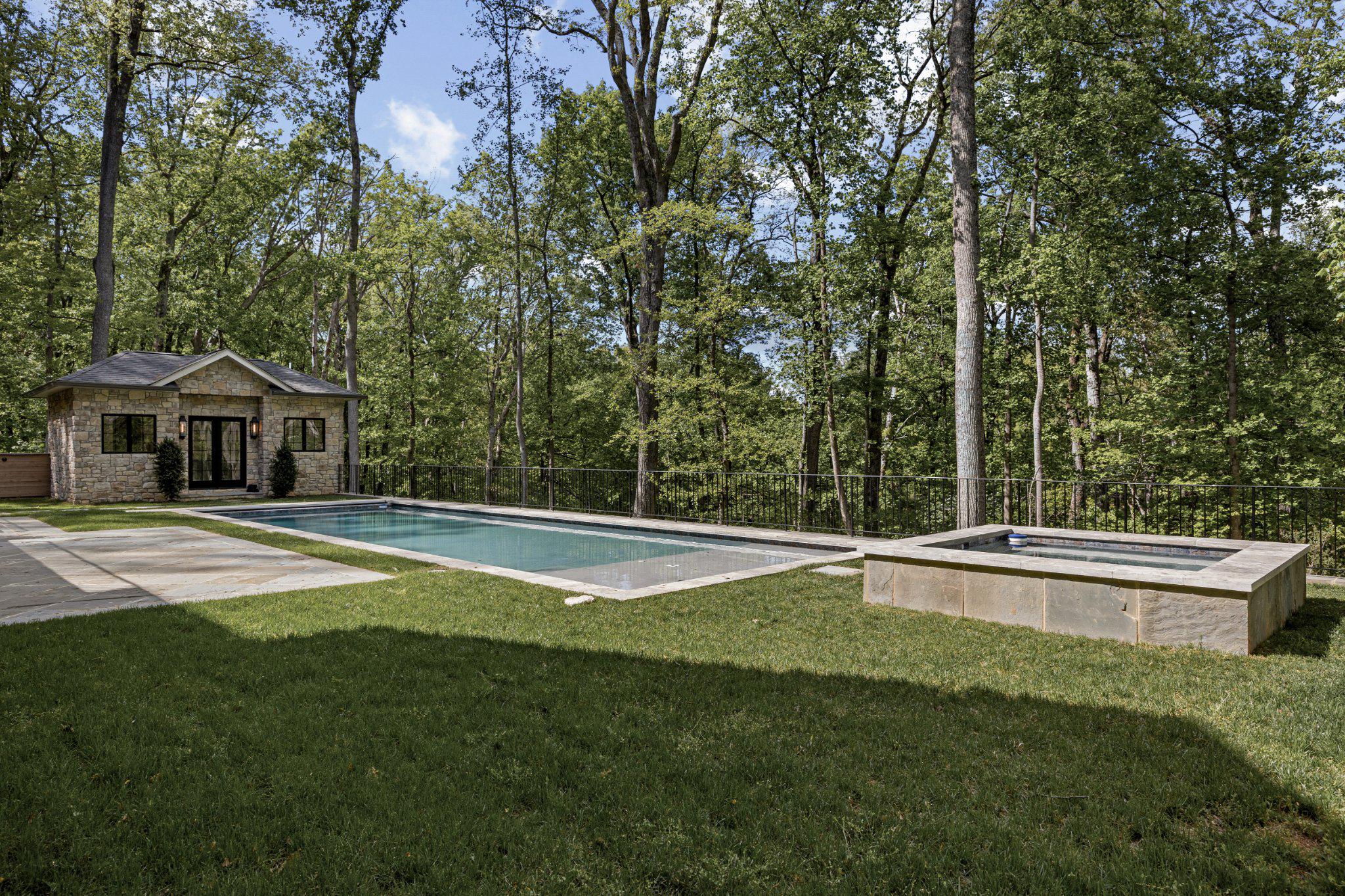 8634 Overlook Road McLean, VA 22102 - Photo 83 of 88 a swimming pool with outdoor seating and yard