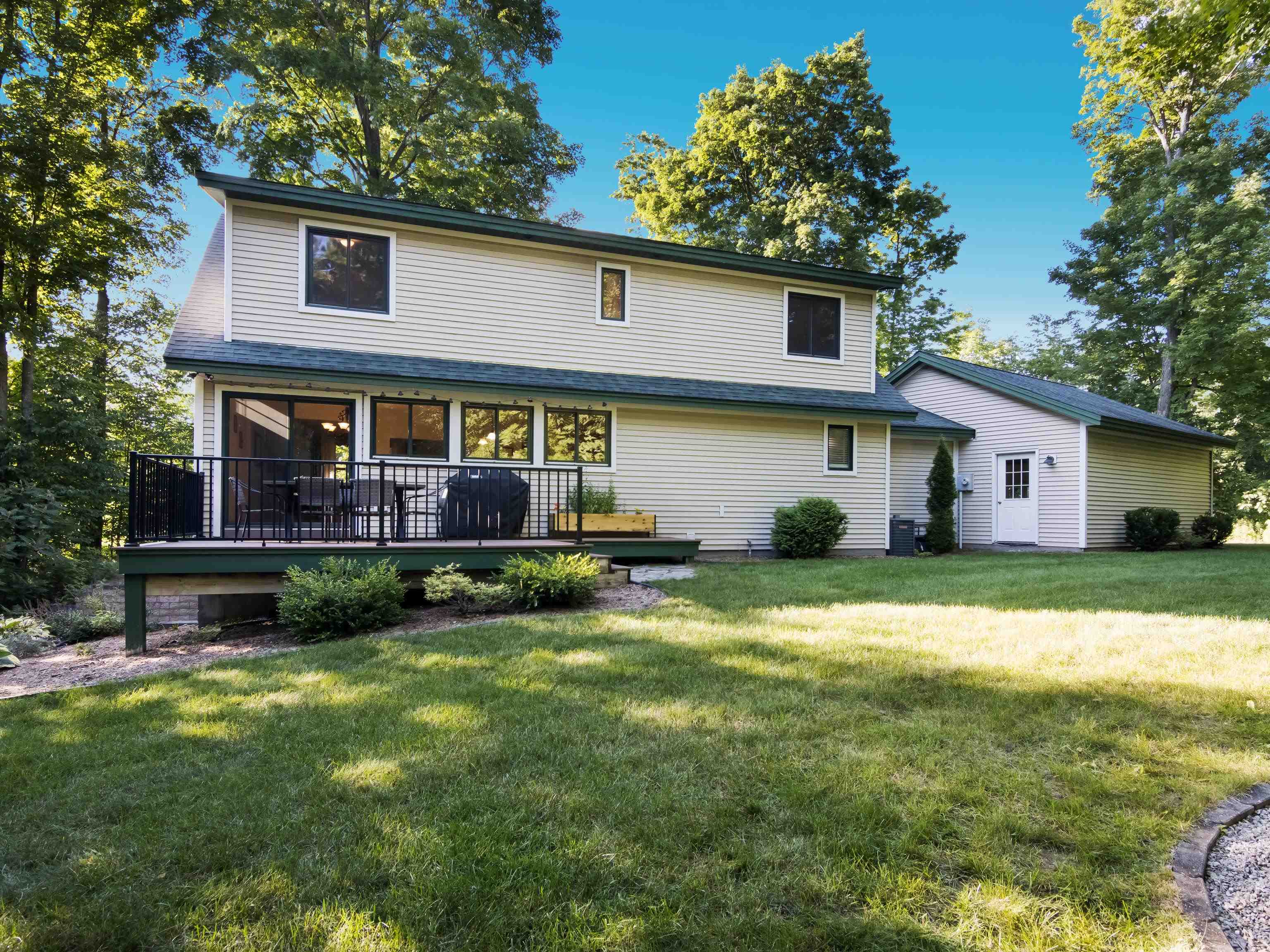 1229 South Ridge Court Traverse City, MI 49696 - Photo 28 of 34 Gallery Image 28