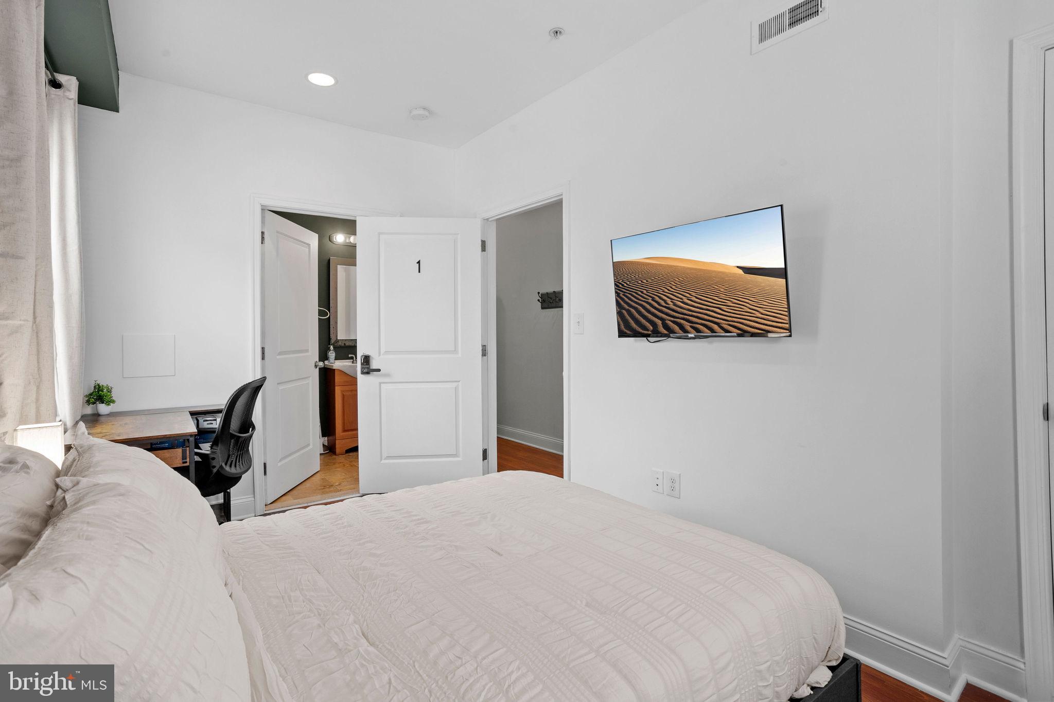 2255 North 12th Street Philadelphia, PA 19133 - Photo 18 of 29