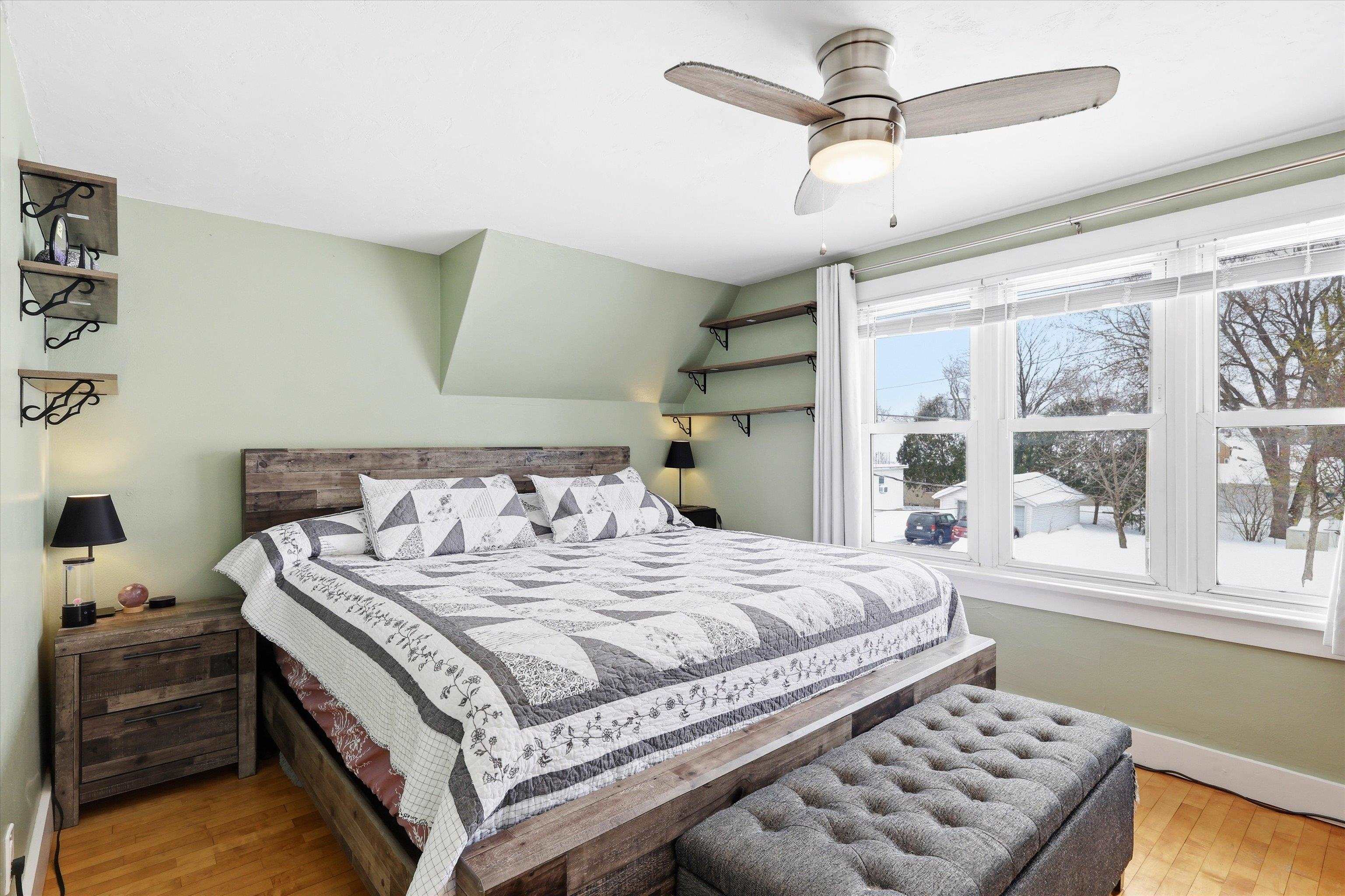 727 North Bennett Street Appleton, WI 54914 - Photo 11 of 22