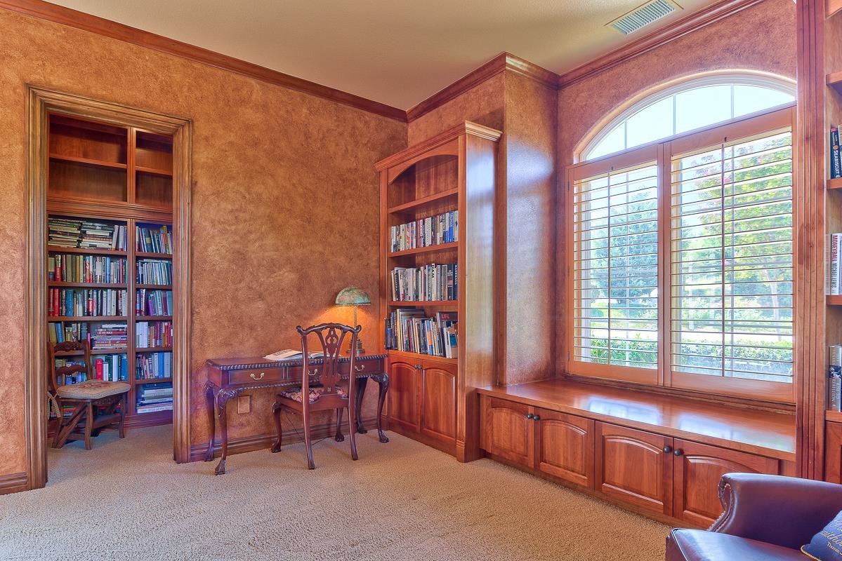 14009 Lake Poway Road Poway, CA 92064 - Photo 14 of 25 This bedroom can be used as a bedroom/office/den.