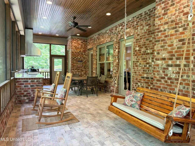 $1,950,000 | 3010 Highlands Circle, Oxford, MS 38655