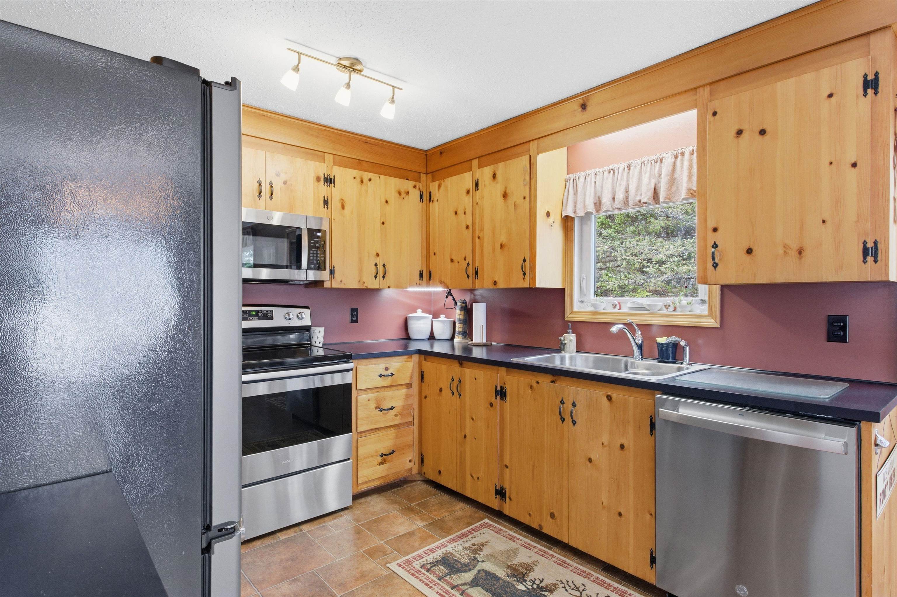 20 Ward Hill Road Danbury, NH 03230 - Photo 13 of 55