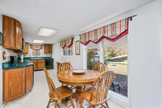 $589,900 | 5334 Morgan County Highway, Lancing, TN 37770