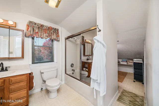 $589,900 | 5334 Morgan County Highway, Lancing, TN 37770