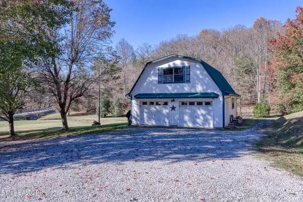 $539,900 | 5334 Morgan County Highway, Lancing, TN 37770