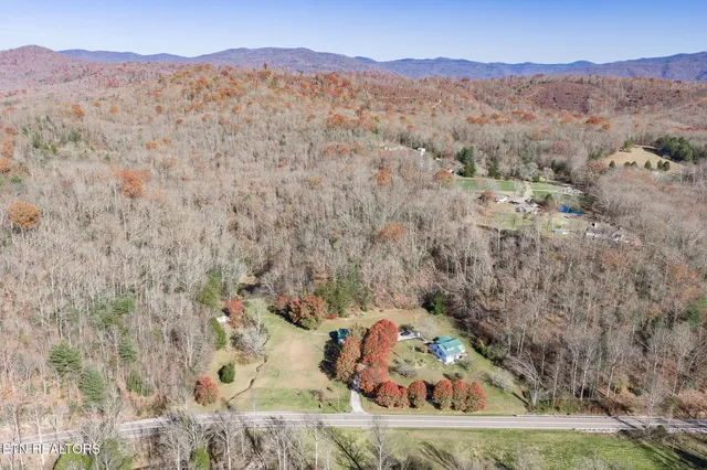 $589,900 | 5334 Morgan County Highway, Lancing, TN 37770