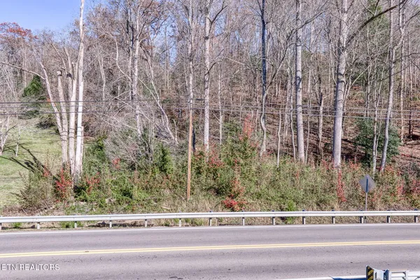 $539,900 | 5334 Morgan County Highway, Lancing, TN 37770
