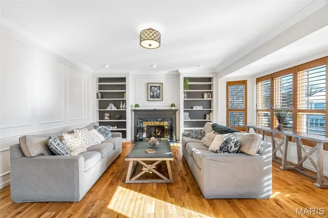 $825,000 | 17104 Hillcrest Field Court, Chesterfield, MO 63005