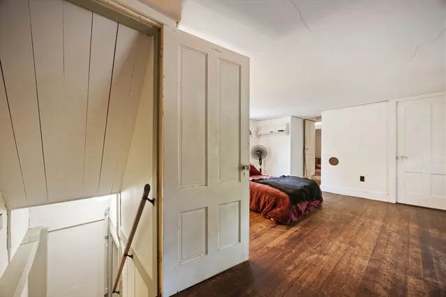 $585,000 | 687 Main Street, Wareham, MA 02571