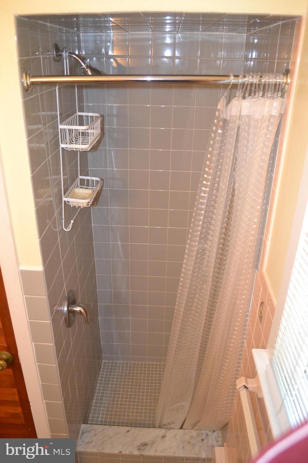229 Radix Road Williamstown, NJ 08094 - Photo 17 of 30 Full Bath 2
