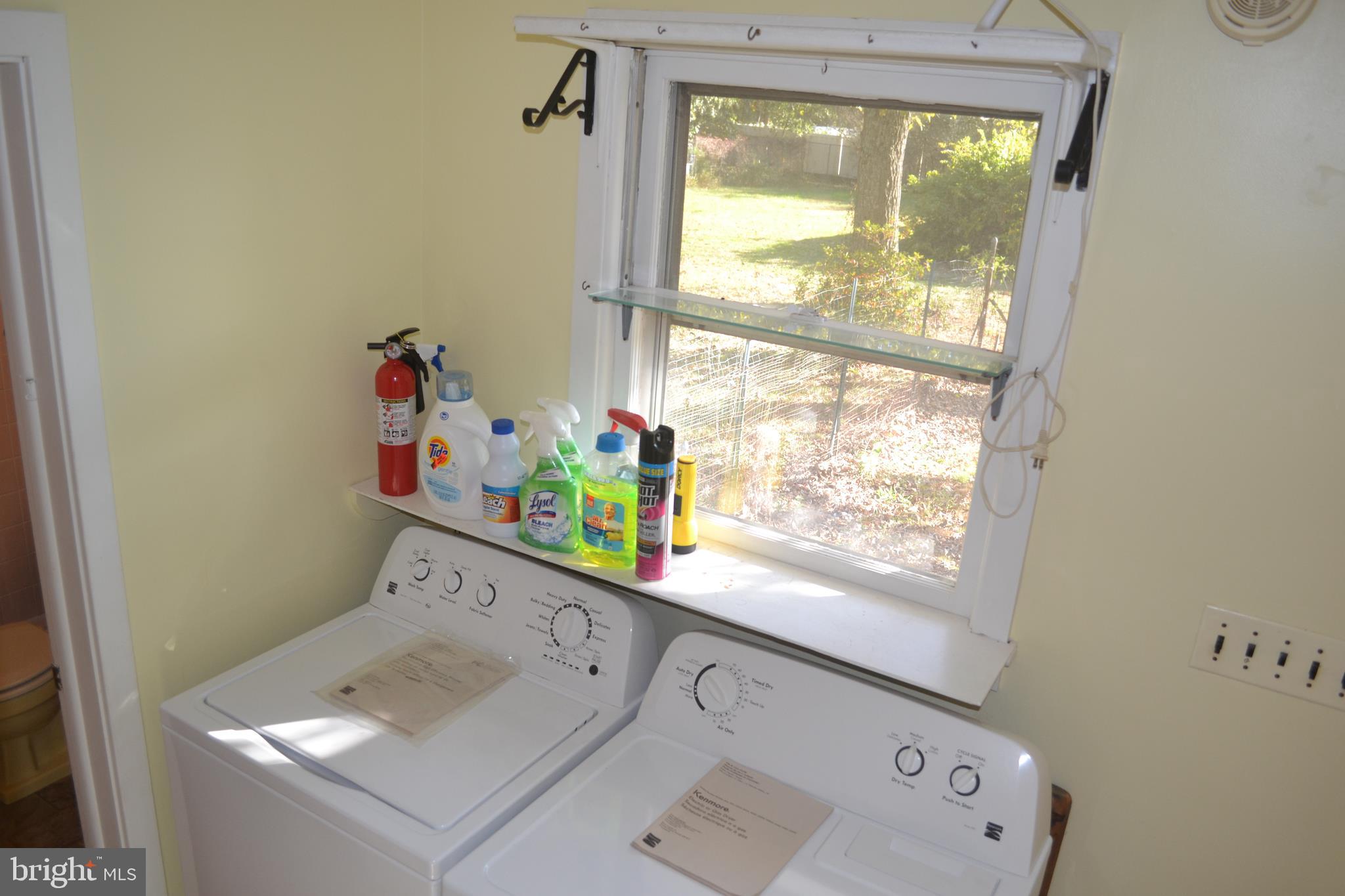 229 Radix Road Williamstown, NJ 08094 - Photo 18 of 30 Laundry on Mail Floor