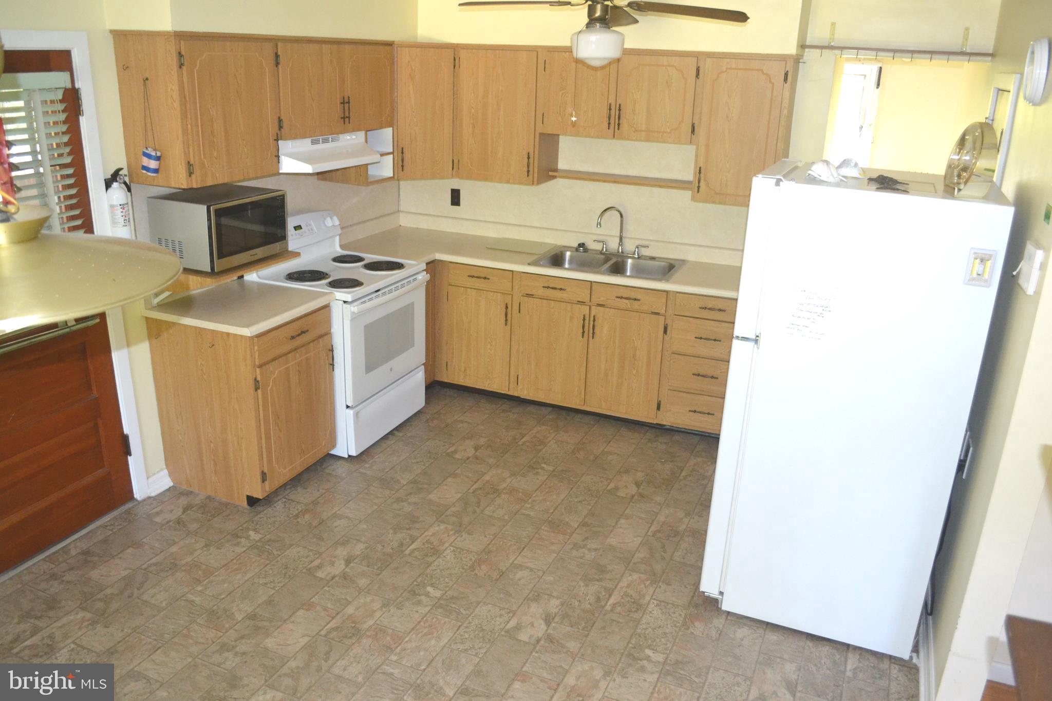 229 Radix Road Williamstown, NJ 08094 - Photo 3 of 30 Kitchen