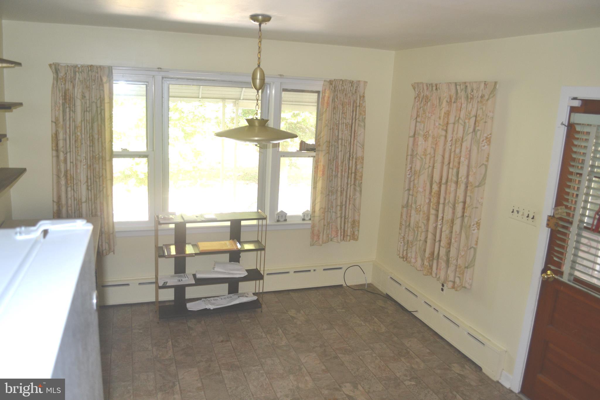 229 Radix Road Williamstown, NJ 08094 - Photo 6 of 30 Breakfast Area