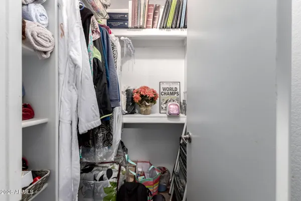 $259,999 | 502 West Hononegh Drive, Unit 1, Phoenix, AZ 85027