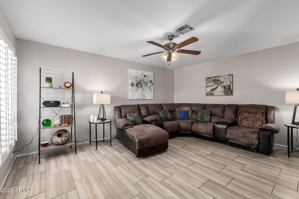 $259,999 | 502 West Hononegh Drive, Unit 1, Phoenix, AZ 85027