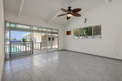 $1,250,000 | 75-329 Aloha Kona Drive, Kailua-Kona, HI 96740